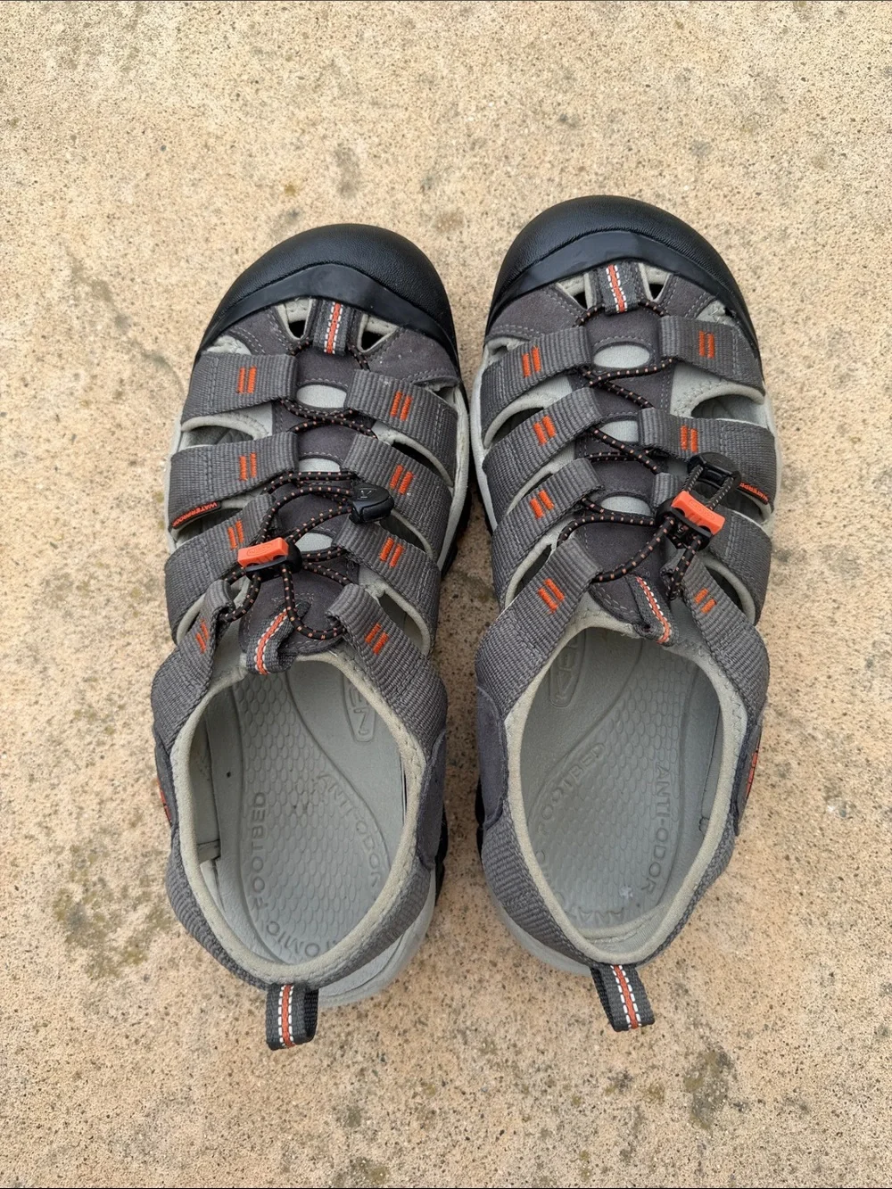 KEEN Men's H2 Newport Grey/Orange Water Hiking Sandals Size 11.5